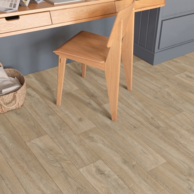 Wood effect vinyl flooring